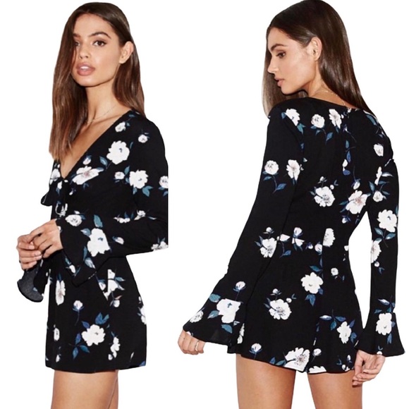 KENDALL & KYLIE | Floral Romper - Picture 2 of 6